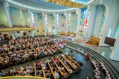 W niedzielę 3.06.2018 r. podczas Mszy Świętej o godz. 12.00 do grona chórzystów Pueri Cantores Resovienses zostało włączonych 16 chłopców.