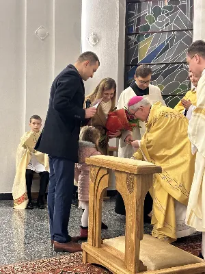 W liturgiczne wspomnienie św. Jana Apostoła (27.12) bp Jan Wątroba przewodniczył Mszy św. w katedrze rzeszowskiej. Eucharystię koncelebrowali abp Edward Nowak, bp Edward Białogłowski, bp Kazimierz Górny, a także ponad 60 kapłanów, którzy wraz z wiernymi modlili się w intencji Biskupa Rzeszowskiego z okazji jego imienin.