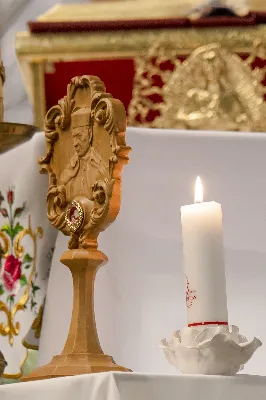 13 października 2022 r. w kościele katedralnym w Rzeszowie odbyło się ostatnie w tym roku Nabożeństwo Fatimskie. Mszy Świętej przewodniczył ks. Andrzej Szpaczyński, ojciec duchowny Wyższego Seminarium Duchownego w Rzeszowie, zaś homilię wygłosił ks. Adam Kubiś, rektor seminarium. W liturgii wzięli udział alumni rzeszowskiego seminarium. 
fot. Joanna Prasoł