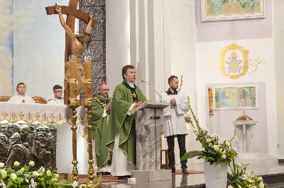 W niedzielę (25 września) w Katedrze gościliśmy ks. bpa Krzysztofa Kudławca, byłego wikariusza naszej parafii, a obecnie posługującego w Ekwadorze.
fot. Joanna Prasoł