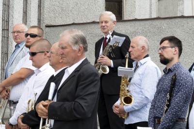 W uroczystość Najświętszego Ciała i Krwi Chrystusa Mszy Świętej w naszej Katedrze przewodniczył ks. proboszcz Krzysztof Gołąbek. Homilię wygłosił ks. Krzysztof Golas - wikariusz katedralny. Po zakończeniu liturgii wyruszyła procesja eucharystyczna do czterech ołtarzy rozmieszczonych wokół Katedry. fot. Joanna Prasoł