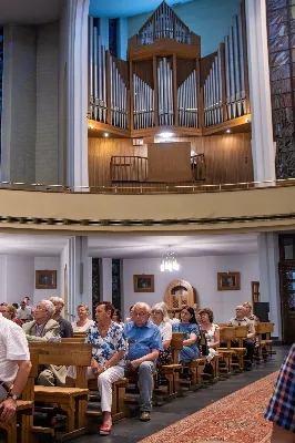 Drugi koncert tegorocznego Podkarpackiego Festiwalu Organowego, który odbył się w Katedrze Rzeszowskiej, należał do włoskiego organisty Alessandro Bianchi. Licznie zgromadzona jak zawsze publiczność, doceniając walory pięknych interpretacji, nagrodziła artystę gromkimi brawami. fot. Joanna Prasoł