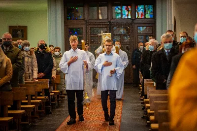 W Niedzielę Świętej Rodziny Mszy Świętej o godz. 12.00 przewodniczył bp Edward Białogłowski. Eucharystię uświetnił śpiewem kolęd Katedralny Chór Chłopięco-Męski Pueri Cantores Resovienses. fot. Paulina Lęcznar