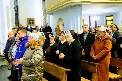 Pasterce w naszej Katedrze przewodniczył bp Jan Wątroba.  fot. Andrzej Kotowicz