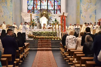 W czwartek, 24 kwietnia w Katedrze Rzeszowskiej bp Jan Wątroba odprawił Mszę św. w intencji zmarłego w Poniedziałek Wielkanocny papieża Franciszka.
fot. ks. Jakub Oczkowicz