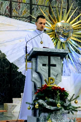 Pasterce w naszej Katedrze przewodniczył Ks. Bp Edward Białogłowski. Czuwanie przed Pasterką prowadziła młodzież z Oazy.
fot. Andrzej Kotowicz