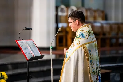 W czwartek (7 grudnia) w wigilię Niepokalanego Poczęcia NMP modliliśmy się śpiewem Akatystu ku czci Bogurodzicy. Śpiew prowadziła Katedralna Schola Liturgiczna pod dyrekcją ks. Juliana Wybrańca. Nabożeństwu przewodniczył ks. Jakub Oczkowicz.
fot. Tomasz Chrobak