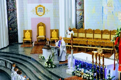 Mszy Świętej przewodniczył i homilię wygłosił ks. Mieczysław Rusin - proboszcz bazyliki archikatedralnej w Przemyślu. fot. Andrzej Kotowicz