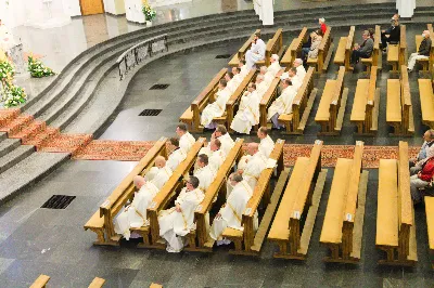 We wtorek 7 września w ramach Sympozjum Wykładowców Liturgiki na Wydziałach Teologicznych i w Wyższych Seminariach Duchownych, które w dniach 7-9 września odbywało się w Rzeszowie, została odprawiona Msza Święta w naszej Katedrze, której przewodniczył bp Jan Wątroba. fot. Andrzej Kotowicz