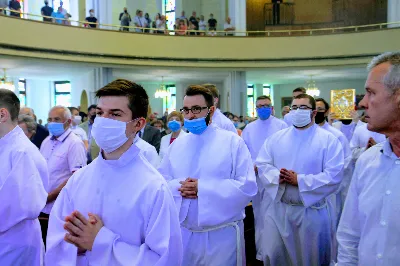 W niedzielę 7 czerwca podczas Mszy Świętej o godz. 12.00 we wspólnocie parafialnej dziękowaliśmy Panu Bogu za 60 lat kapłaństwa ks. inf. Stanisława Maca - pierwszego proboszcza i budowniczego naszej Katedry. fot. Joanna Prasoł, Andrzej Kotowicz