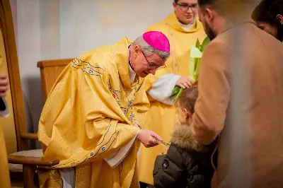 W poniedziałek 27 grudnia 2021 r. w naszej Katedrze duchowni i świeccy modlili się w intencji bpa Jana Wątroby w dniu imienin.  fot. Paulina Lęcznar