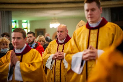 W Niedzielę Świętej Rodziny Mszy Świętej o godz. 12.00 przewodniczył bp Edward Białogłowski. Eucharystię uświetnił śpiewem kolęd Katedralny Chór Chłopięco-Męski Pueri Cantores Resovienses. fot. Paulina Lęcznar