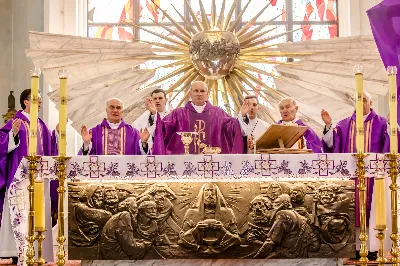 W niedzielę 2.04.2017 r. podczas Mszy Świętej o godz. 9.00 miało miejsce uroczyste wprowadzenie ks. Krzysztofa Gołąbka w pełnienie posługi proboszcza Katedry.