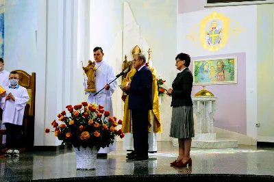 W niedzielę 7 czerwca podczas Mszy Świętej o godz. 12.00 we wspólnocie parafialnej dziękowaliśmy Panu Bogu za 60 lat kapłaństwa ks. inf. Stanisława Maca - pierwszego proboszcza i budowniczego naszej Katedry. fot. Joanna Prasoł, Andrzej Kotowicz