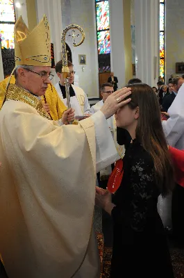 W sobotę 27.04.2019 r. podczas Mszy Świętej o godz.11.00 młodzież z Parafii Katedralnej oraz z parafii Matki Boskiej Częstochowskiej (Rzeszów-Drabinianka) otrzymała z rąk Ks. Bpa Jana Wątroby sakrament bierzmowania.