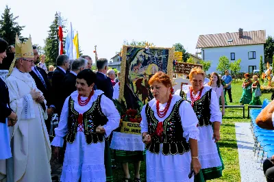 W niedzielę 25.08.2019 r. przy Katedrze Rzeszowskiej odbyły się Dożynki Diecezjalne. Do Parku Papieskiego przyjechało 73 delegacje z wieńcami dożynkowymi. fot. Andrzej Kotowicz