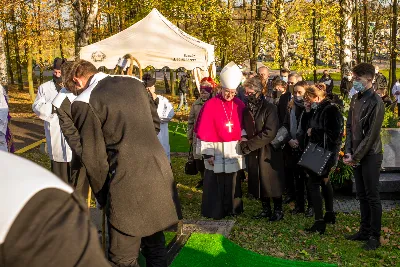 W czwartek 5 listopada o godz. 11.00 Mszą Świętą pogrzebową pożegnaliśmy śp. ks. inf. Stanisława Maca - pierwszego proboszcza i budowniczego Rzeszowskiej Katedry, byłego prepozyta Kapituły Katedralnej i długoletniego dziekana dekanatu Rzeszów – Katedra.  Mszy Świętej przewodniczył bp Jan Wątroba, homilię wygłosił ks. Stanisław Potera. W koncelebrze uczestniczył bp Stanisław Jamrozek - biskup pomocniczy przemyski i ok. 50 księży. fot. Dariusz Kamiński Fotografiarzeszow