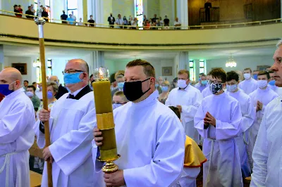 W niedzielę 7 czerwca podczas Mszy Świętej o godz. 12.00 we wspólnocie parafialnej dziękowaliśmy Panu Bogu za 60 lat kapłaństwa ks. inf. Stanisława Maca - pierwszego proboszcza i budowniczego naszej Katedry. fot. Joanna Prasoł, Andrzej Kotowicz