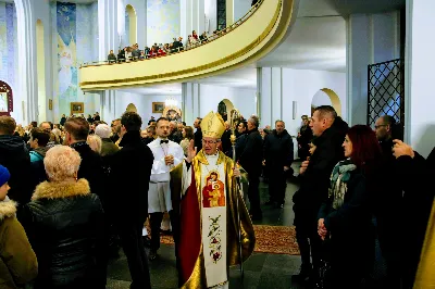 Pasterce w naszej Katedrze przewodniczył bp Jan Wątroba.  fot. Andrzej Kotowicz