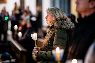 W czwartek (7 grudnia) w wigilię Niepokalanego Poczęcia NMP modliliśmy się śpiewem Akatystu ku czci Bogurodzicy. Śpiew prowadziła Katedralna Schola Liturgiczna pod dyrekcją ks. Juliana Wybrańca. Nabożeństwu przewodniczył ks. Jakub Oczkowicz.
fot. Tomasz Chrobak