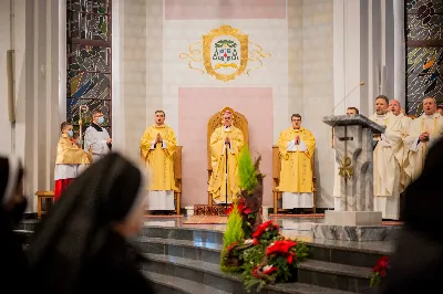 W niedzielę 25.08.2019 r. przy Katedrze Rzeszowskiej odbyły się Dożynki Diecezjalne. Do Parku Papieskiego przyjechało 73 delegacje z wieńcami dożynkowymi. fot. Andrzej Kotowicz