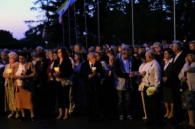 Mszy Świętej przewodniczył ks. Jerzy Buczek. Homilię wygłosił ks. Tomasz Bać. Śpiew prowadził chór Alba Cantans, którym dyrygowała Kornelia Ignas.