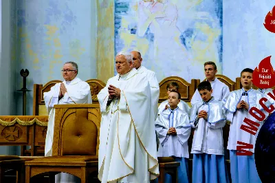 Mszy Świętej przewodniczył i homilię wygłosił ks. Mieczysław Rusin - proboszcz bazyliki archikatedralnej w Przemyślu. fot. Andrzej Kotowicz