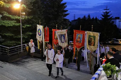 Mszy Świętej przewodniczył ks. Jerzy Buczek. Homilię wygłosił ks. Tomasz Bać. Śpiew prowadził chór Alba Cantans, którym dyrygowała Kornelia Ignas.