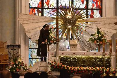 W czwartek, 24 kwietnia w Katedrze Rzeszowskiej bp Jan Wątroba odprawił Mszę św. w intencji zmarłego w Poniedziałek Wielkanocny papieża Franciszka.
fot. ks. Jakub Oczkowicz