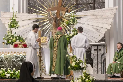 W niedzielę (25 września) w Katedrze gościliśmy ks. bpa Krzysztofa Kudławca, byłego wikariusza naszej parafii, a obecnie posługującego w Ekwadorze.
fot. Joanna Prasoł