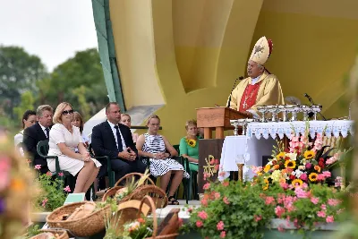 W niedzielę 7 czerwca podczas Mszy Świętej o godz. 12.00 we wspólnocie parafialnej dziękowaliśmy Panu Bogu za 60 lat kapłaństwa ks. inf. Stanisława Maca - pierwszego proboszcza i budowniczego naszej Katedry. fot. Joanna Prasoł, Andrzej Kotowicz