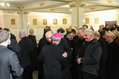 27 grudnia 2017 r. o godz. 18.00 w Katedrze odbyła się Msza Święta w intencji biskupa rzeszowskiego Jana Wątroby z okazji imienin. fot. Andrzej Kotowicz