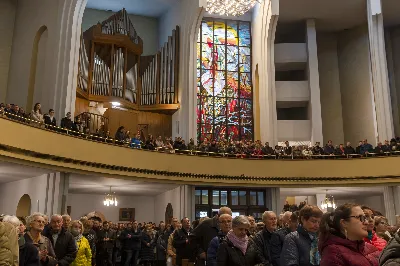 27 grudnia 2018 r. o godz. 18.00 w Katedrze odbyła się Msza Święta w intencji biskupa rzeszowskiego Jana Wątroby z okazji imienin. fot. Fotografiarzeszow