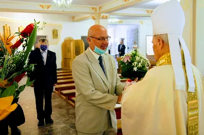 W niedzielę 7 czerwca podczas Mszy Świętej o godz. 12.00 we wspólnocie parafialnej dziękowaliśmy Panu Bogu za 60 lat kapłaństwa ks. inf. Stanisława Maca - pierwszego proboszcza i budowniczego naszej Katedry. fot. Joanna Prasoł, Andrzej Kotowicz